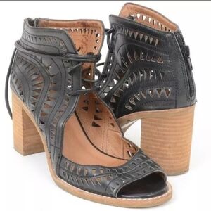 Jeffrey Campbell Cordillo Black Leather Sandals Open Toe Lace-up Shoes Sz 9